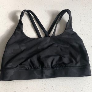 Lululemon black camo Energy bra size 4